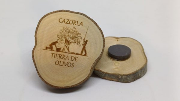 Rodaja de Madera de Olivo con Grabado de Cazorla Tierra de Olivos
